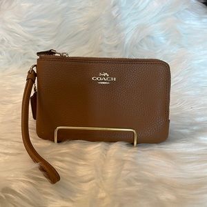 LIKE NEW Coach Wristlet